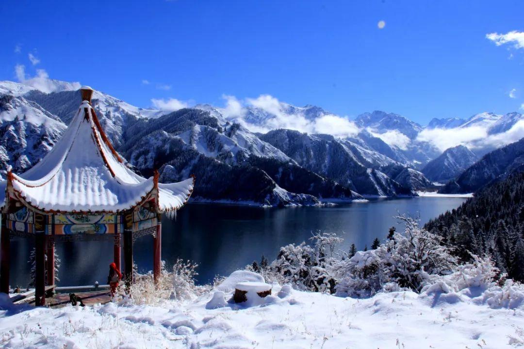 逃离地下古寺庙